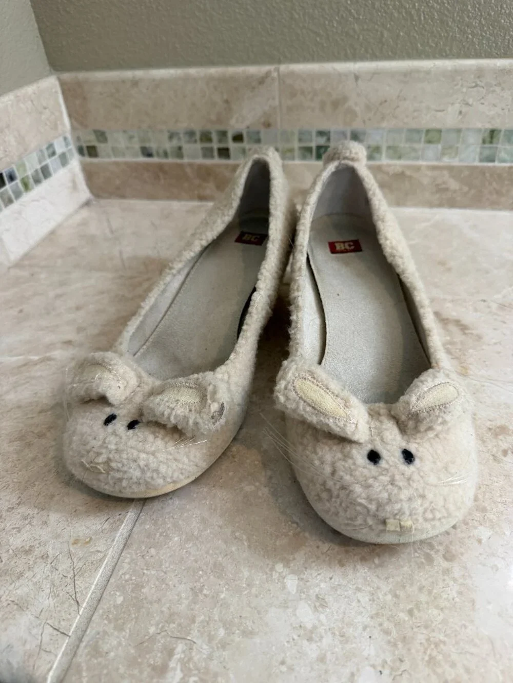 BC Footwear Bunny Wedges Slippers Shoes Hop To It Size 8